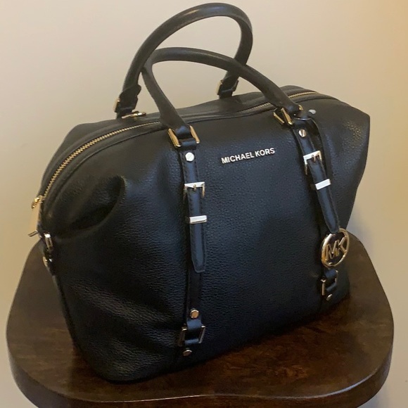 Michael Kors Handbags - 💋NEW $358 Michael Kors Bedford Satchel